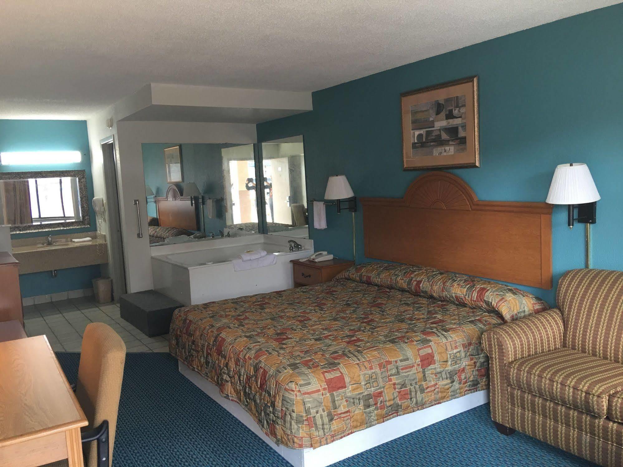 Motel Executive